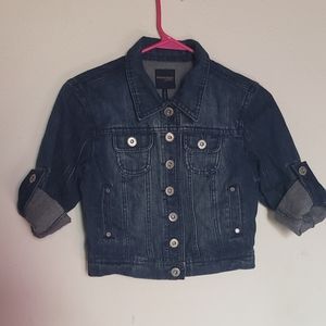 Cropped denim jacket